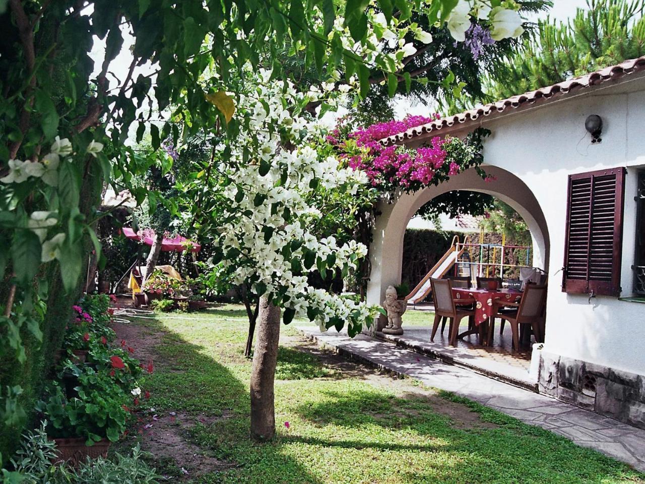 Holiday Home Vilafortuny By Interhome Villafortuny Exterior photo